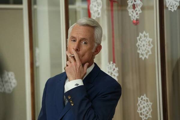 Šílenci z Manhattanu - Ve dveřích, část 1 - Z filmu - John Slattery