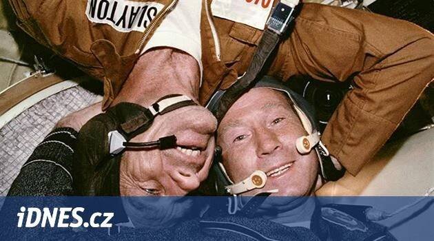 Zemřel Alexej Leonov, první člověk, který vstoupil do otevřeného kosmu - iDNES.cz