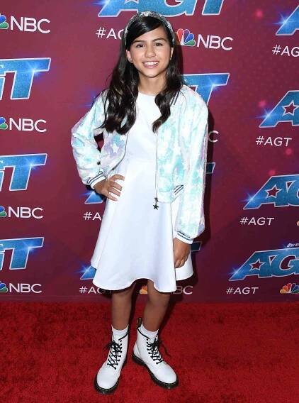 Howie Mandel Praises AGT's 'Composed' Maddie Baez amid Her 'Cheerleader' Dad's Absence from Live Shows