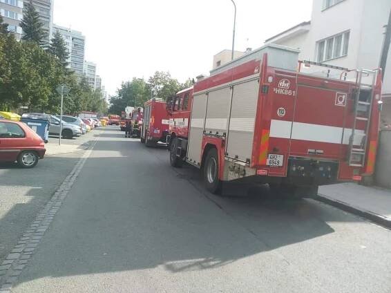 Požár balkónu v Hradci Králové