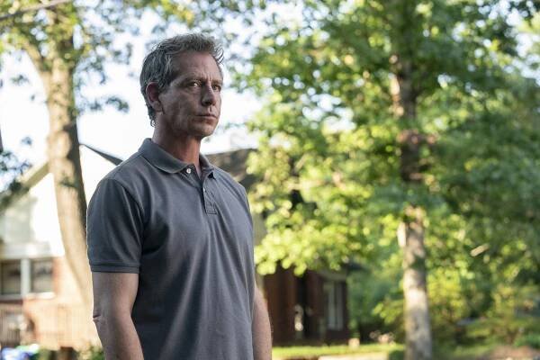 Outsider - Foxhead - Z filmu - Ben Mendelsohn