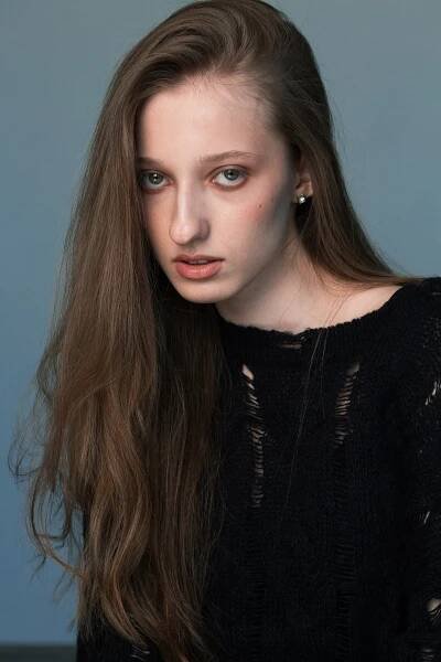 Anna L. Modeling agency TM MODELS