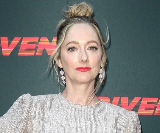 Judy Greer (Judith Therese Evans) Biography - Facts, Childhood, Family Life & Achievements of Actress