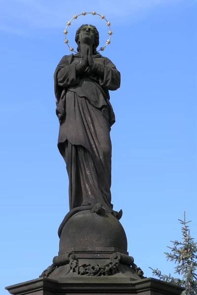 Soubor:Lysa nad Labem - namesti Bedricha Hrozneho (Panna Marie, detail).jpg – Wikipedie