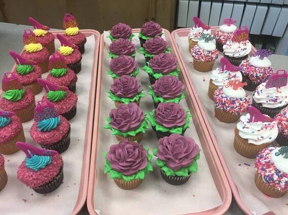 Custom Cupcake - Vallos Bakery | Easton PA