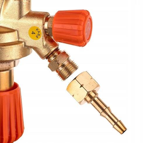 REDUKTOR PRO PROPANOVOU LÁHEV NA PLYN S MANOMETREM PRO 11 KG MOSAZNOU LÁHEV Průměr hadice 6 mm