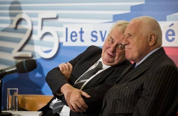 Transformace ekonomiky byla úspěchem, shodli se Klaus se Zemanem