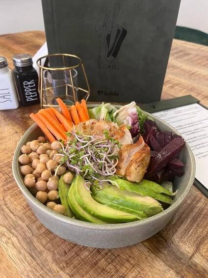 Chef Bistro & Grill - Kadaň 1 | Mezinárodní kuchyně blízko mě | Zamluvit nyní