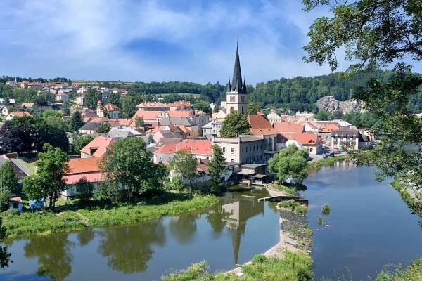 Ledeč nad Sázavou: město v České republice, v kraji Vysočina, v okrese Havlíčkův Brod