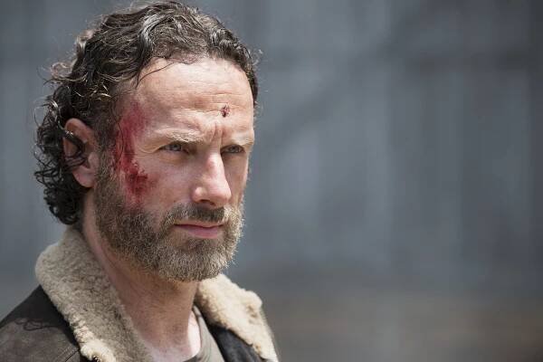 Živí mrtví - Série 5 - Porážka - Z filmu - Andrew Lincoln