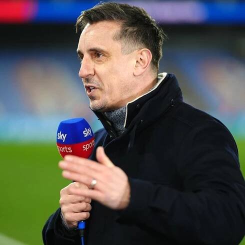 Gary Neville hits out at Premier League over lack of new EFL funding agreement
