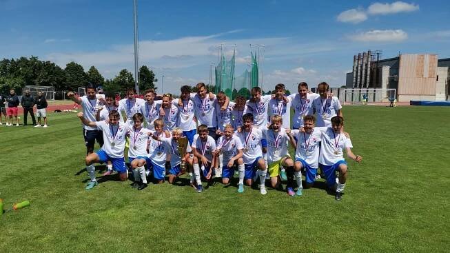 Mladí fotbalisté Baníku jsou mistry, zdolali Slavii. Blahopřál i majitel Brabec