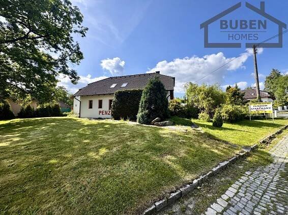 Penzion se skladem, dvougaráží, dětským hřištěm a parkovacím stáním (1257m2) - Tachov - Vítkov | Reality.iDNES.cz 
