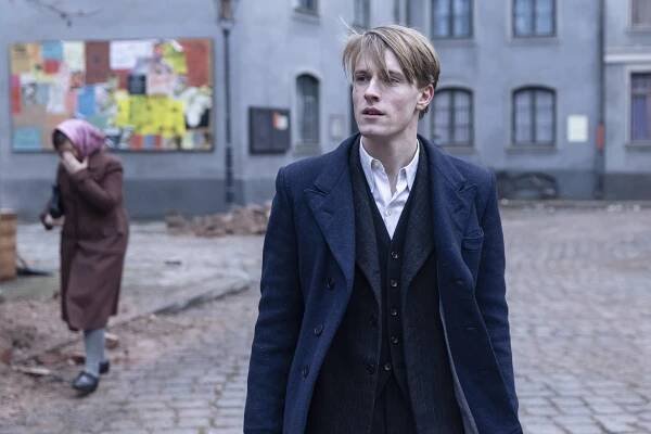Der Passfälscher - Z filmu - Louis Hofmann