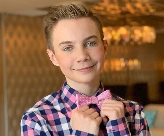 Brady Farrar Biography - Facts, Childhood, Family Life & Achievements