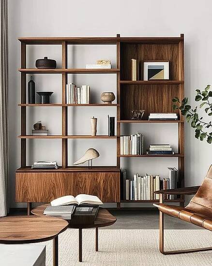 Bookshelves Mid-Century Modern: Stylish & Functional Storage for a Timeless Look - MAFNER in 2025 | Mid century modern bookshelf, House interior, Home interior design