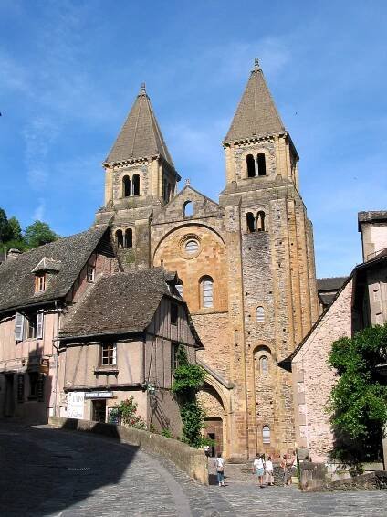 Soubor:Conques JPG02.jpg – Wikipedie