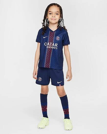 Replika domácí fotbalové trojdílné soupravy Nike Paris Saint-Germain Stadium 2025/26 pro malé děti - Midnight Navy/Midnight Navy/Bílá
