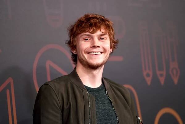 Evan Peters - Actor
