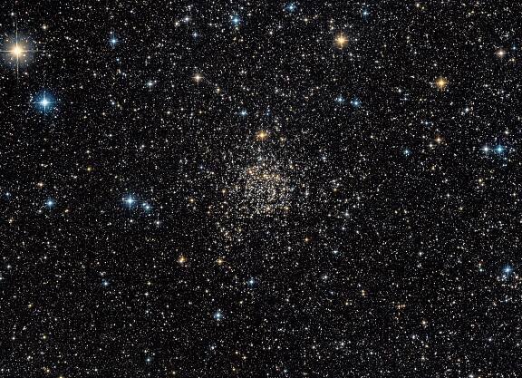 15.11.2017 - NGC 7789: Karolinina růže