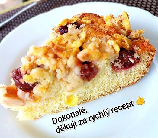 Hrníčkový ovocný koláč - fotografie 8 - TopRecepty.cz