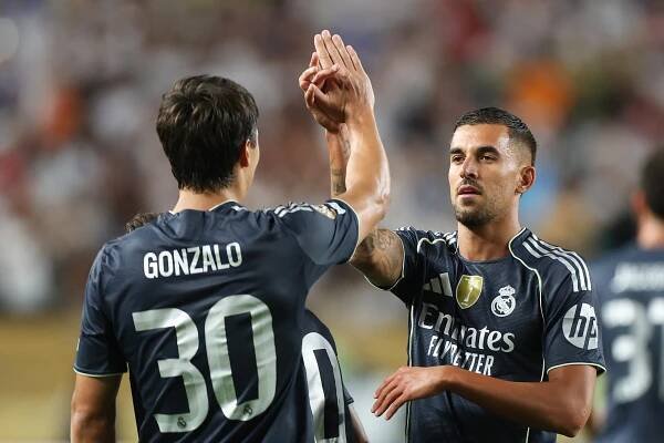 Real Madrid consider midfielder’s exit almost impossible despite player’s openness to leave