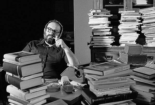 27-facts-about-umberto-eco