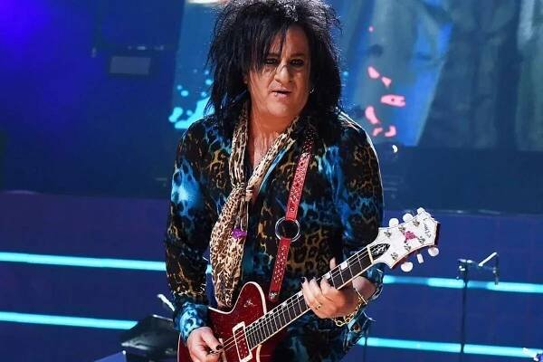 19 Extraordinary Facts About Steve Stevens