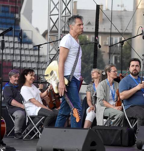 Výjimečný koncert v Letňáku. Na podporu filharmoniků vystoupí Ledecký i Pecková