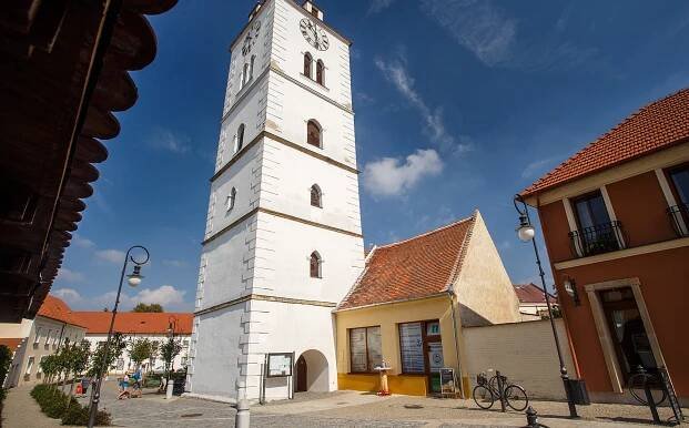 O Strážnici, výlety - Ubytování pod Bílou věží Strážnice