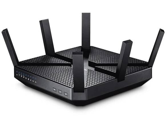 AC3200 Bezdrátový Třípásmový Gigabitový Router 2