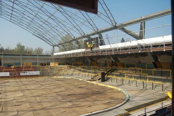 Za zimní stadion hrozí městu pokuta 240 milionů korun