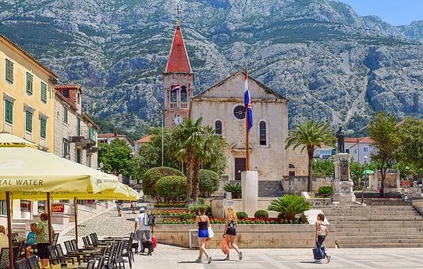 Real estate for sale in Makarska and on the Makarska Riviera