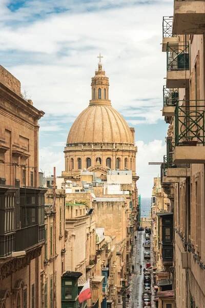 An image of a Church in Valletta