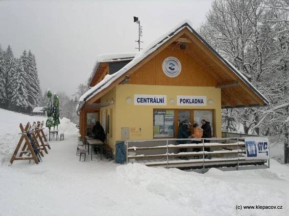 Fotogalerie Skiareál Klepáčov - Večerko - hlvaní sjezdovka - č. 889216 | Turistika.cz