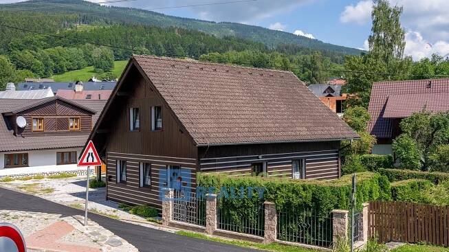 Prodej chalupy Královéhradecký kraj • Sreality.cz