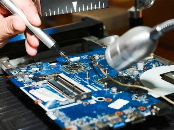 Laptop Screen Repair Service- The 3 Types Of Damages To Watch Out For