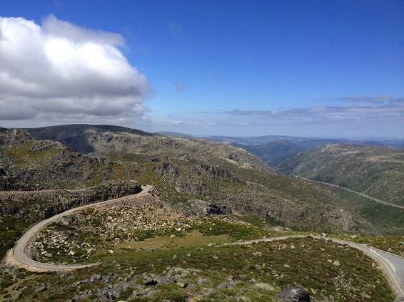 Paysages d'ici et d'ailleurs - Serra da Estrela (S01E18) (2013)