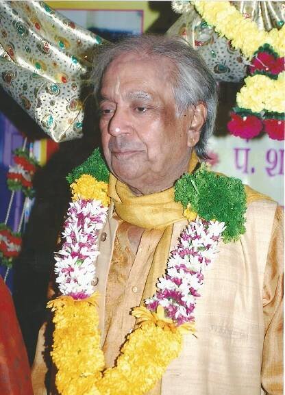 Dr.pdt.NANDKISHORE KAPOTE,Kathak Exponent : My Life with My Guru Pt. Birju Maharaj