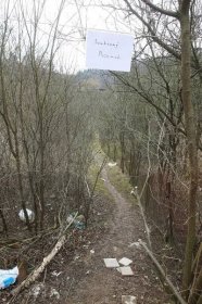 Pěšina Vrbovec v Bystrci skončí. Městská část zvažuje stavbu nové stezky