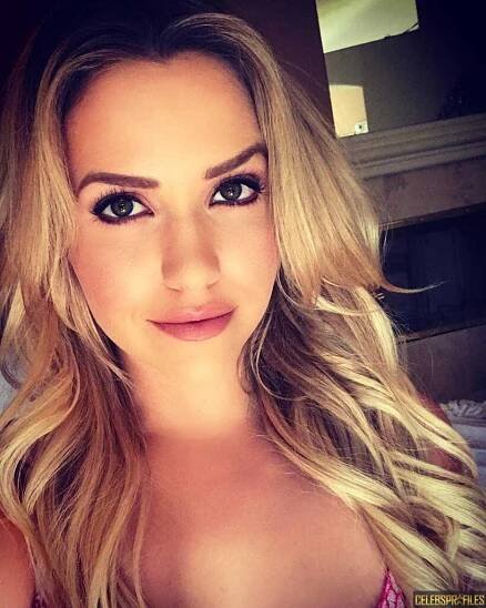 Mia Malkova Wiki, Net Worth, Profile, Marriage and Biography 17