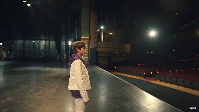 Jacob Tremblay Plays Young Justin Bieber in Singer's 'Lonely' Music Video About Early Fame