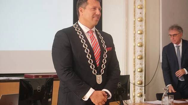 Opava má nové vedení, funkce rozděleny, chvílemi bylo na zastupitelstvu dusno