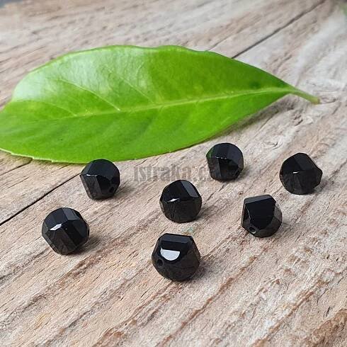 Ónyx korálek 10mm twist výbrus 1ks