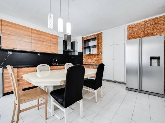 Prodej bytu 4+1, 133 m2 - Chlumec nad Cidlinou - Kladruby