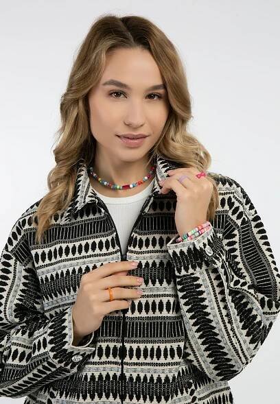 IZIA Přechodná bunda – černá