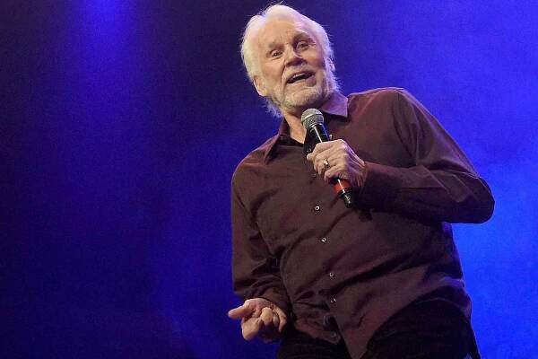 Kenny Rogers, 79, Cancels Last Dates of Farewell Tour Over 'Health Challenges'