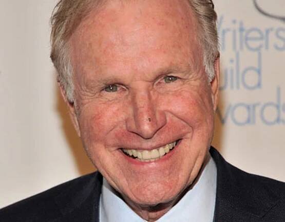 Good-bye Wayne Rogers Trapper John on 'M*A*S*H*,' dies at 82 - video Dailymotion