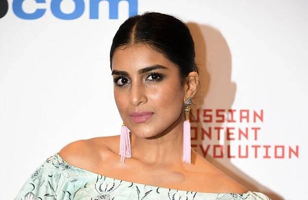 Pallavi Sharda Hot Latest HQ Pics Photos In Short Cloths