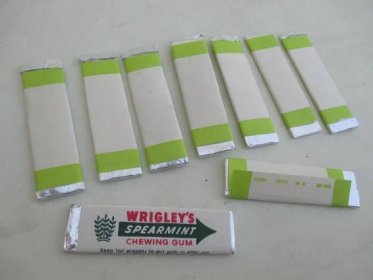 Retro žvýkačky - plátky z balíčku / WRIGLEY´S SPEARMINT CHEWING GUM  - Starožitnosti a umění